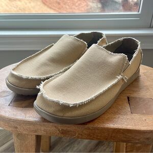 Crocs Santa Cruz Loafer Shoes Mens Size 9 Khaki Canvas Slip On NWOT